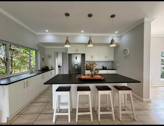 3 BEDROOM HOUSE FOR SALE IN ZINI RIVER ESTATE